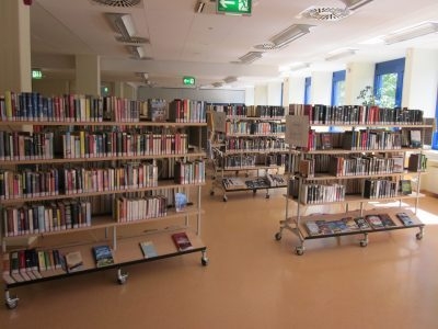 Schul- und Stadtteilbibliothek in der Gustav-Heinemann-Schule